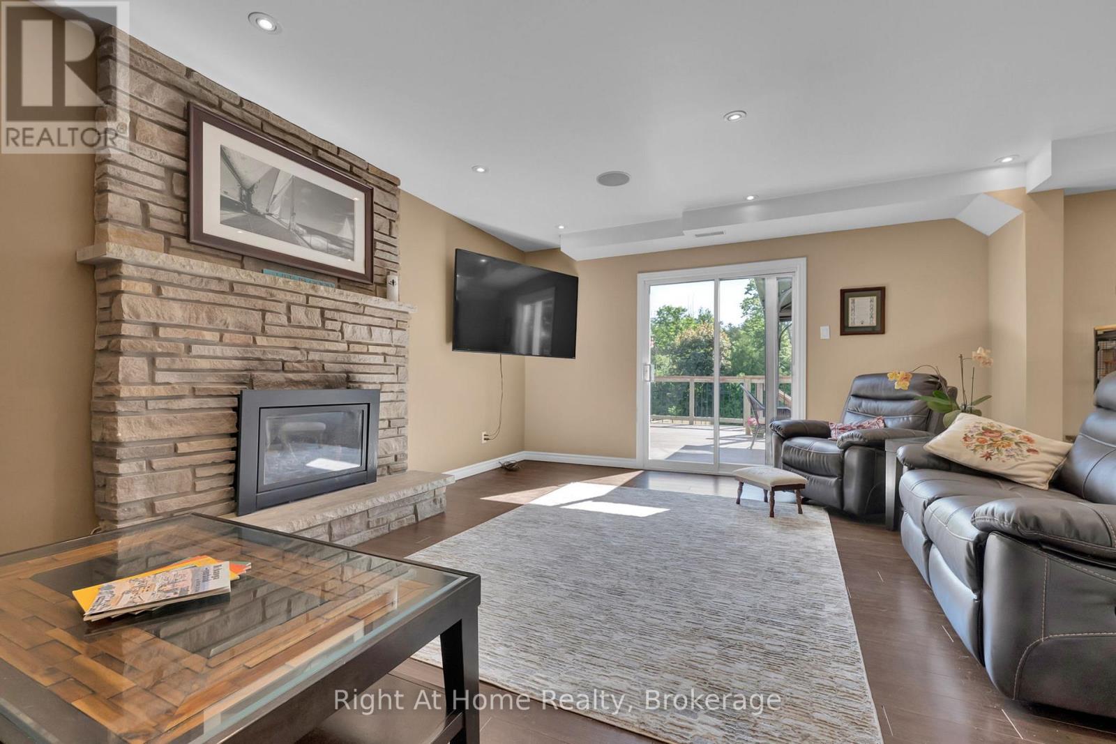 5751 MAIN STREET - 11