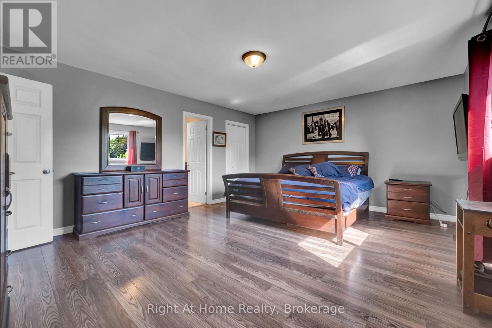 5751 MAIN STREET - 16