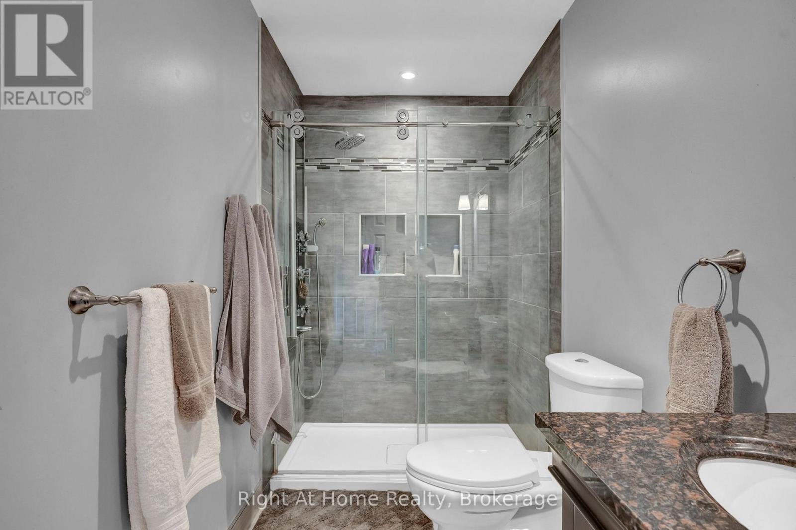 5751 MAIN STREET - 19