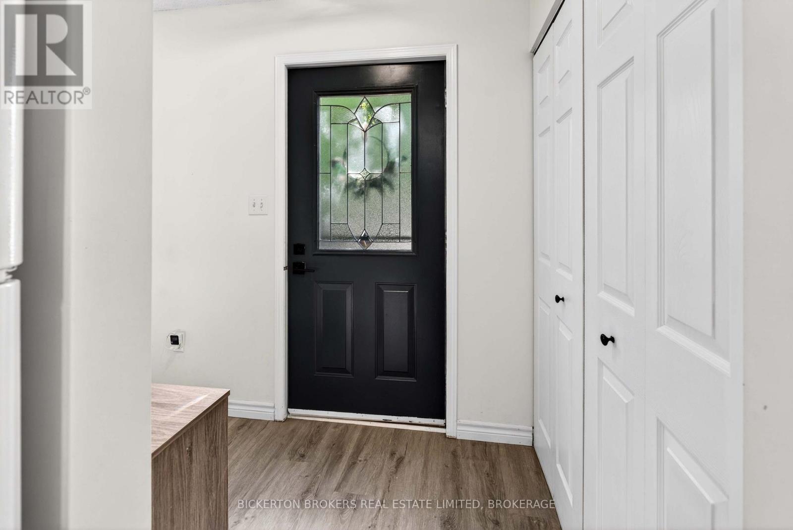 41 MAPLE STREET S - 15