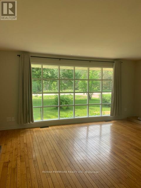 410 GREEN LAKE ROAD - 12
