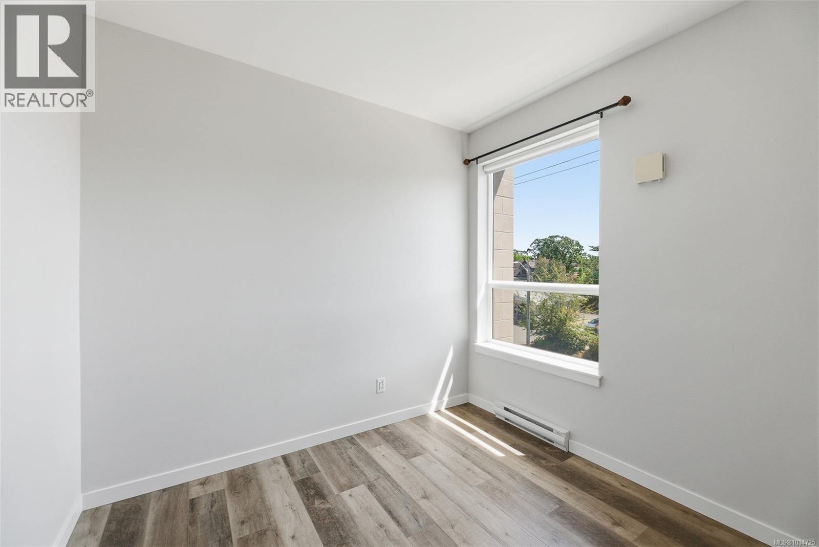 303 1515 Redfern St, Victoria