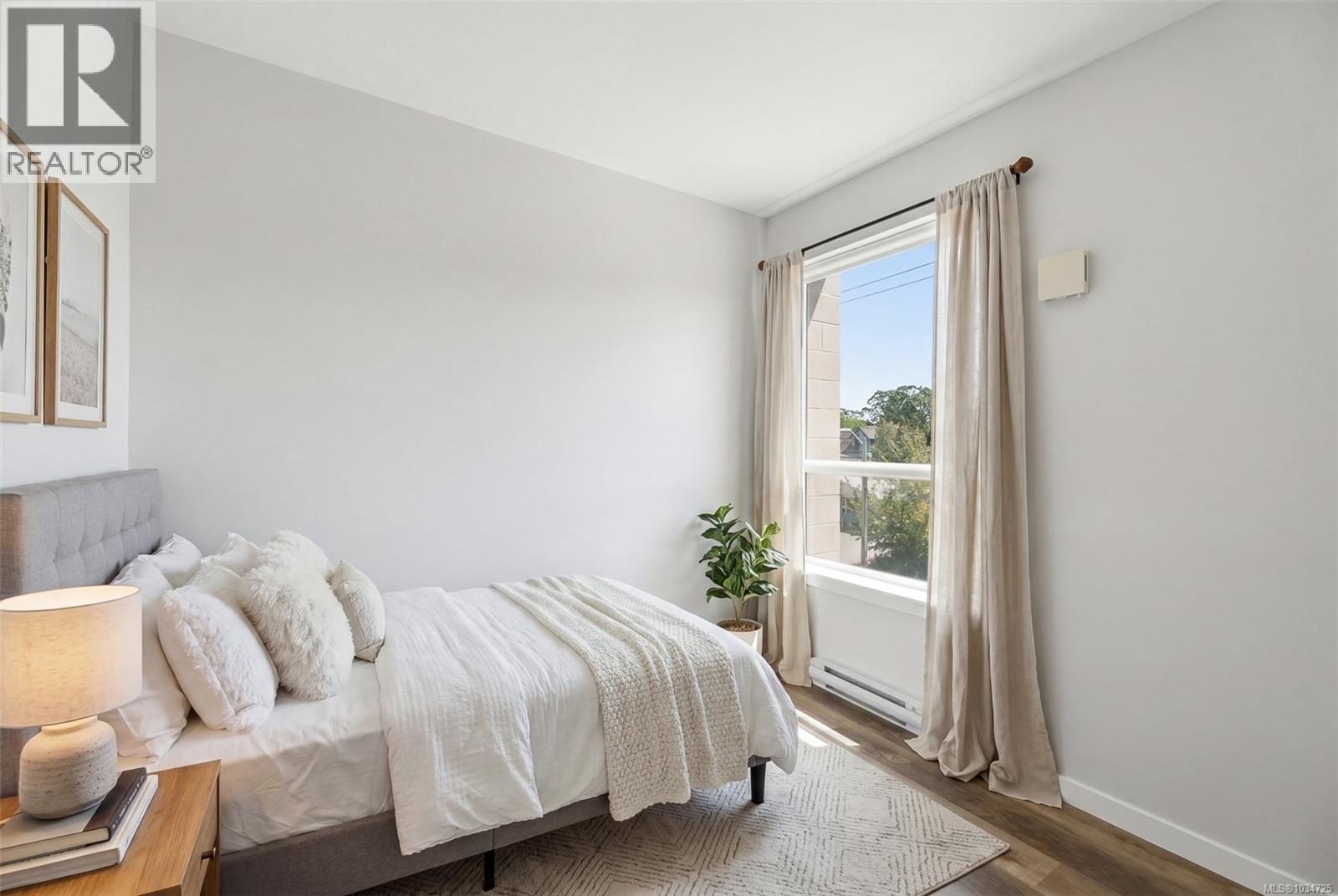303 1515 Redfern St, Victoria