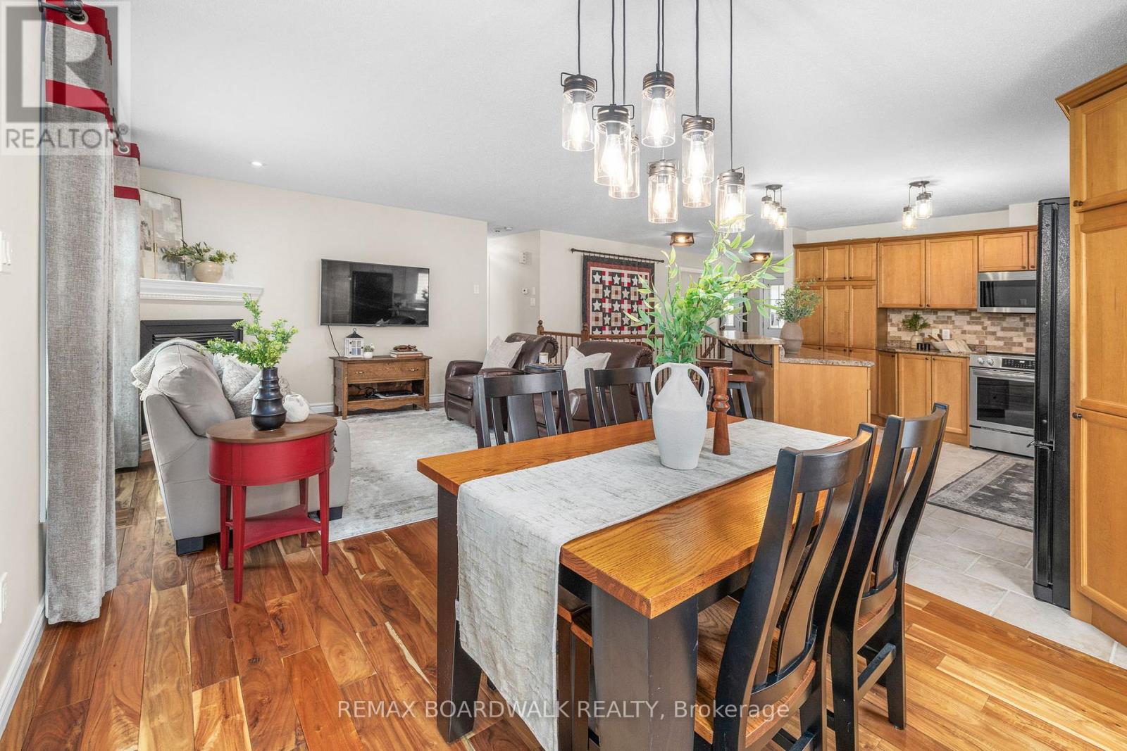 36 SINCLAIR AVENUE - 15
