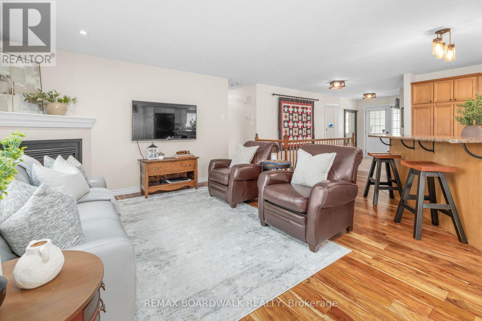 36 SINCLAIR AVENUE - 8