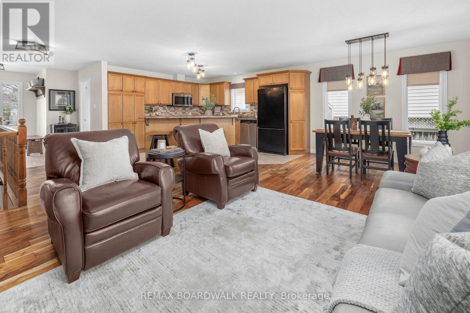 36 SINCLAIR AVENUE - 9