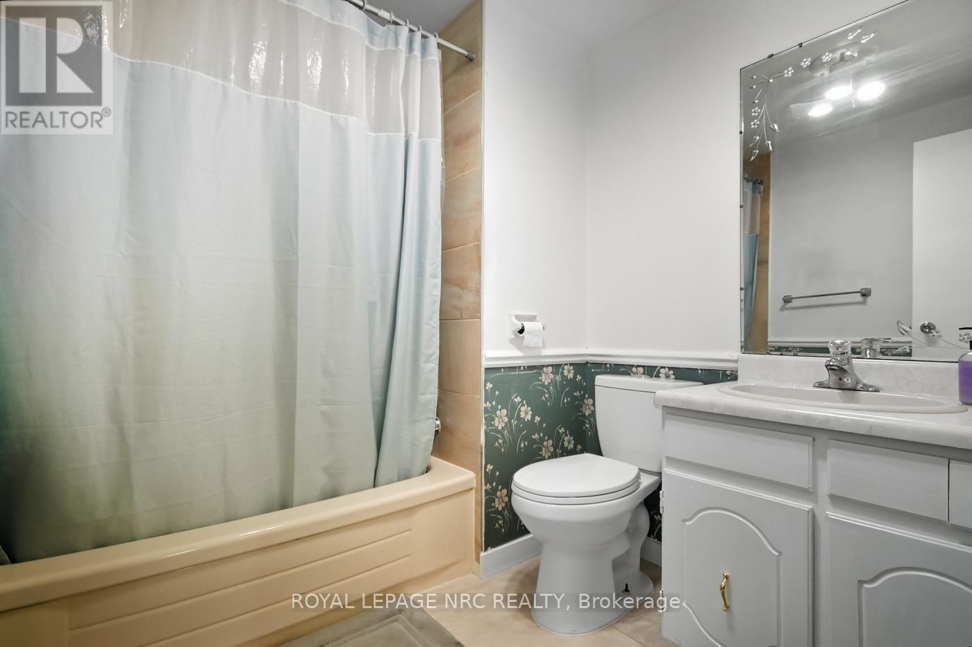 #14 64 FORSTER STREET - 24