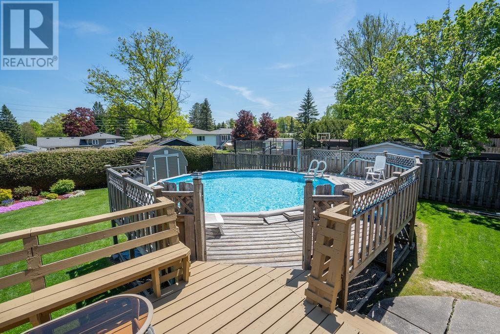 135 Louise AVE - 12