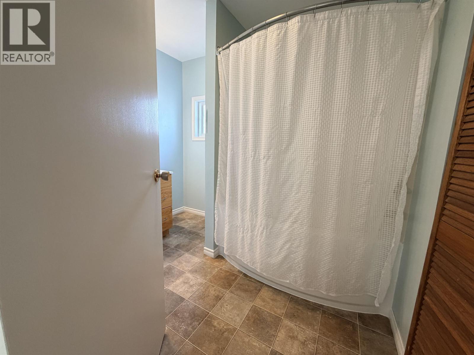 678 BIRCH STREET - 32