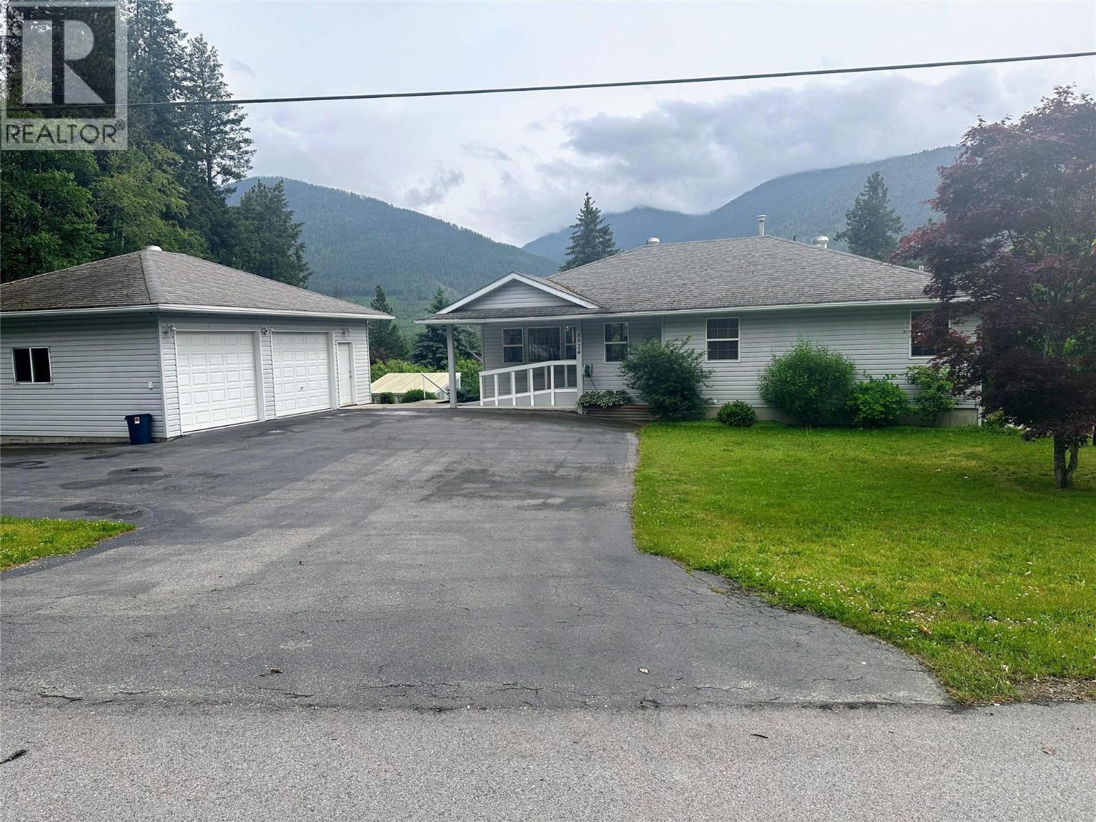 5924 Stafford Road, Nelson
