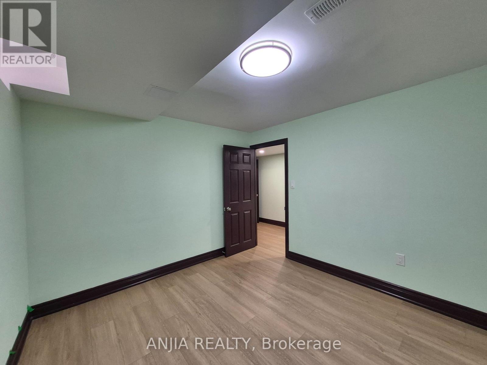 BASEMENT - 742 HAMMERSLY BOULEVARD
