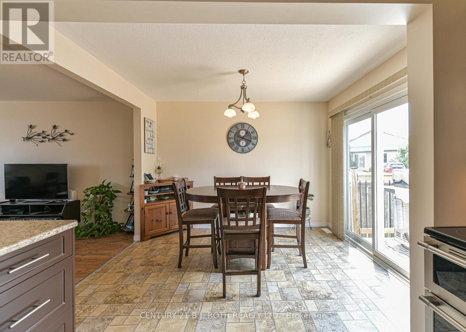 25 RACHAEL ROAD - 28