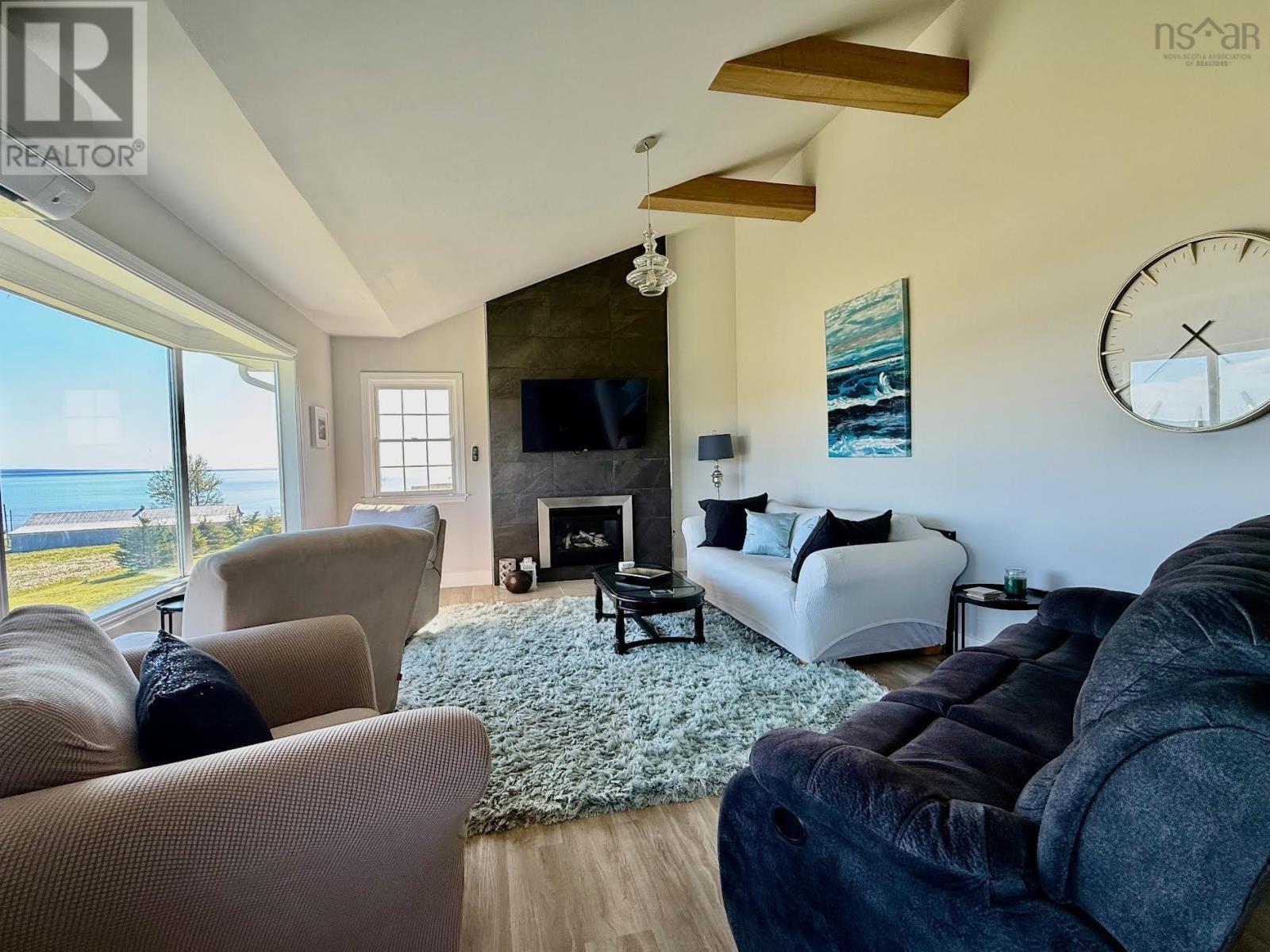 1506 Cape Split Road - 7