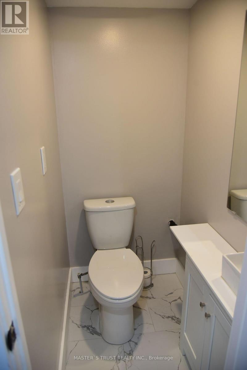 19 EMMETT AVENUE - 11