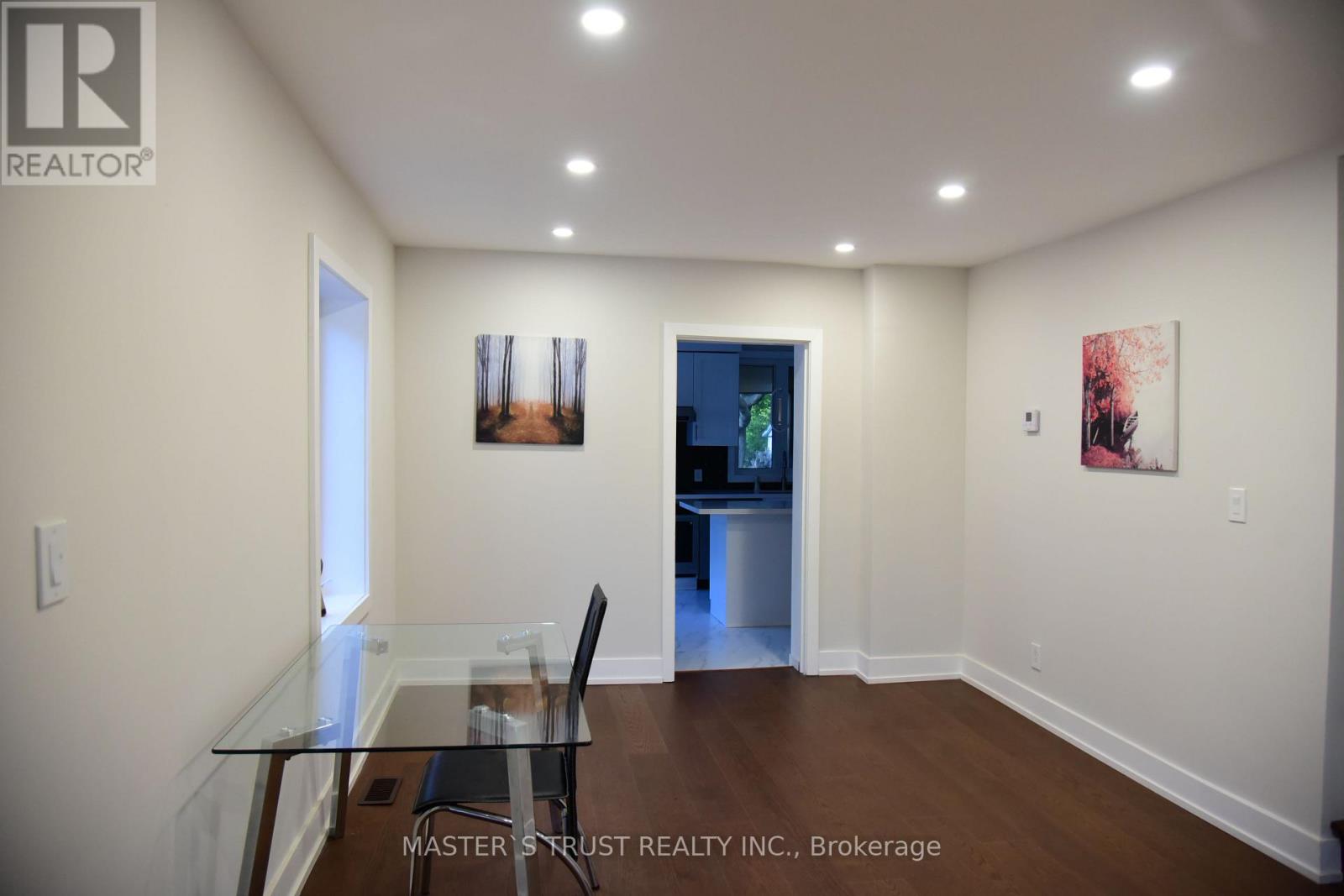 19 EMMETT AVENUE - 15