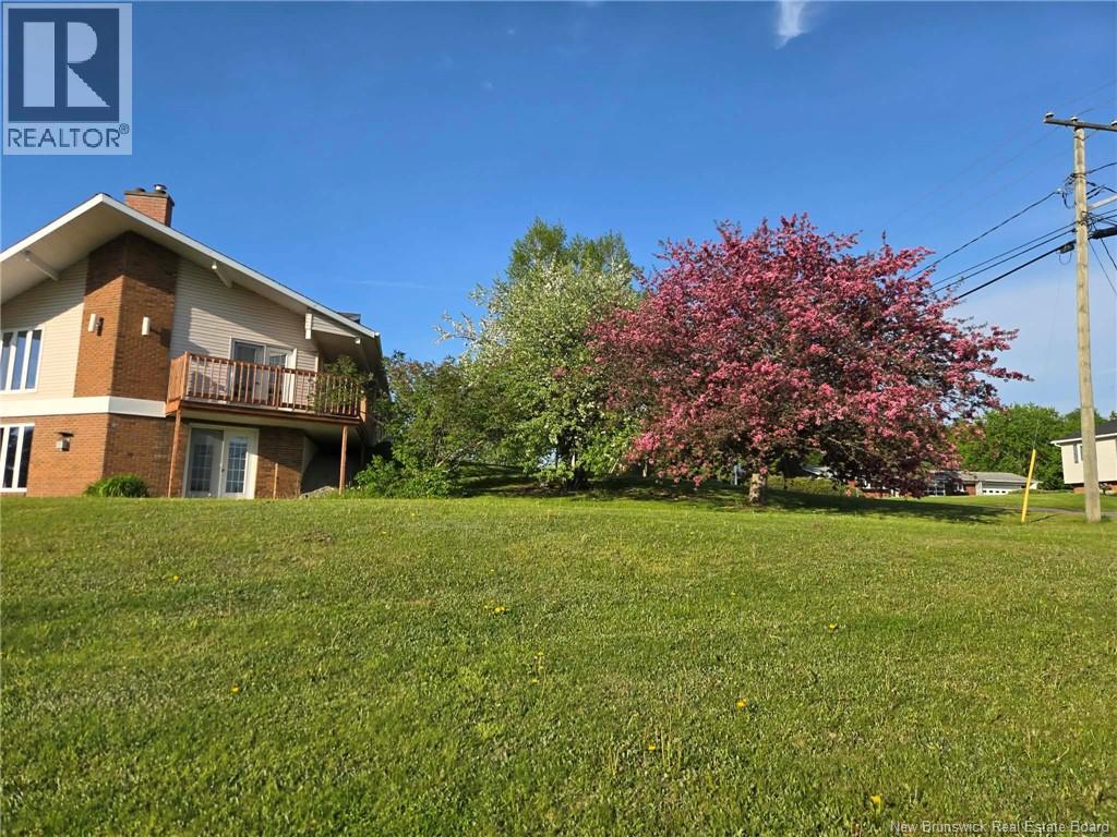 245 Beaulieu Street - 48