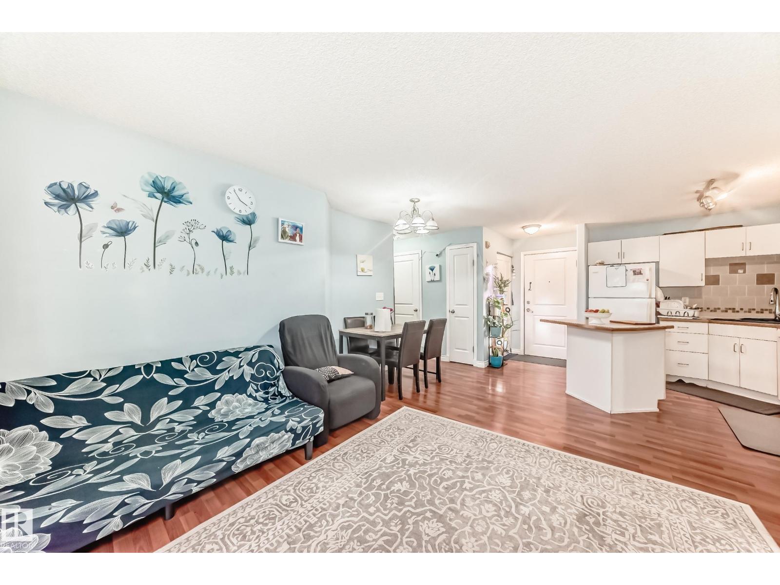 #108 10535 122 ST NW - 17