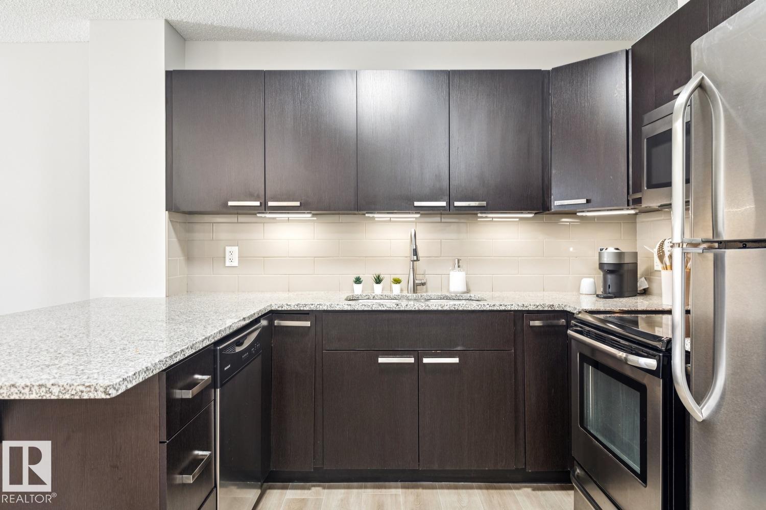 #206 14808 125 ST NW NW - 6