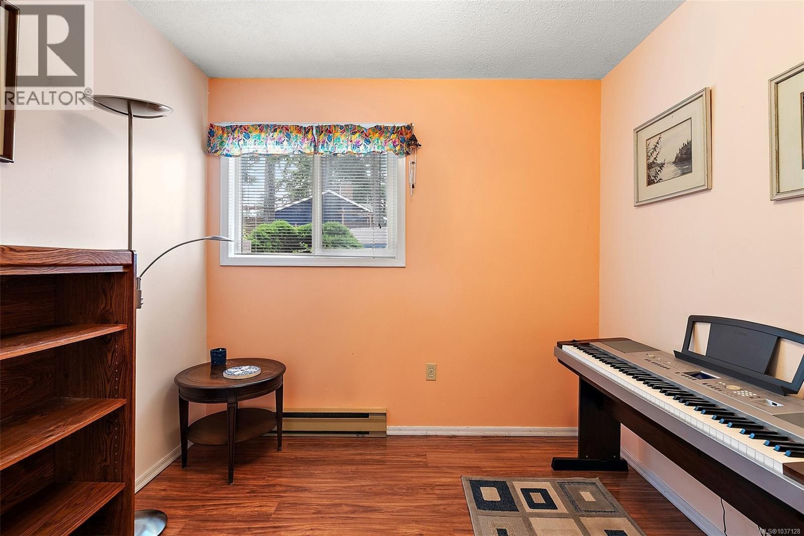 2428 Marlene Dr, Colwood