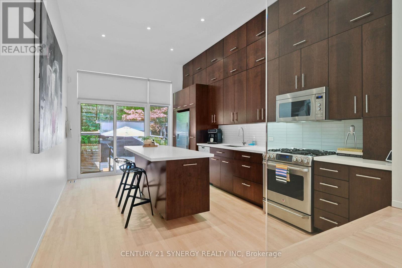 26 STONEHURST AVENUE - 15