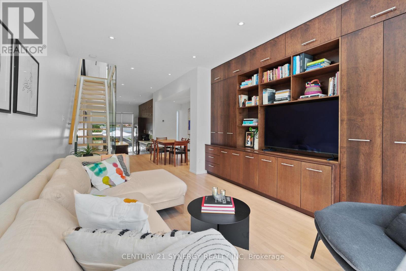 26 STONEHURST AVENUE - 26