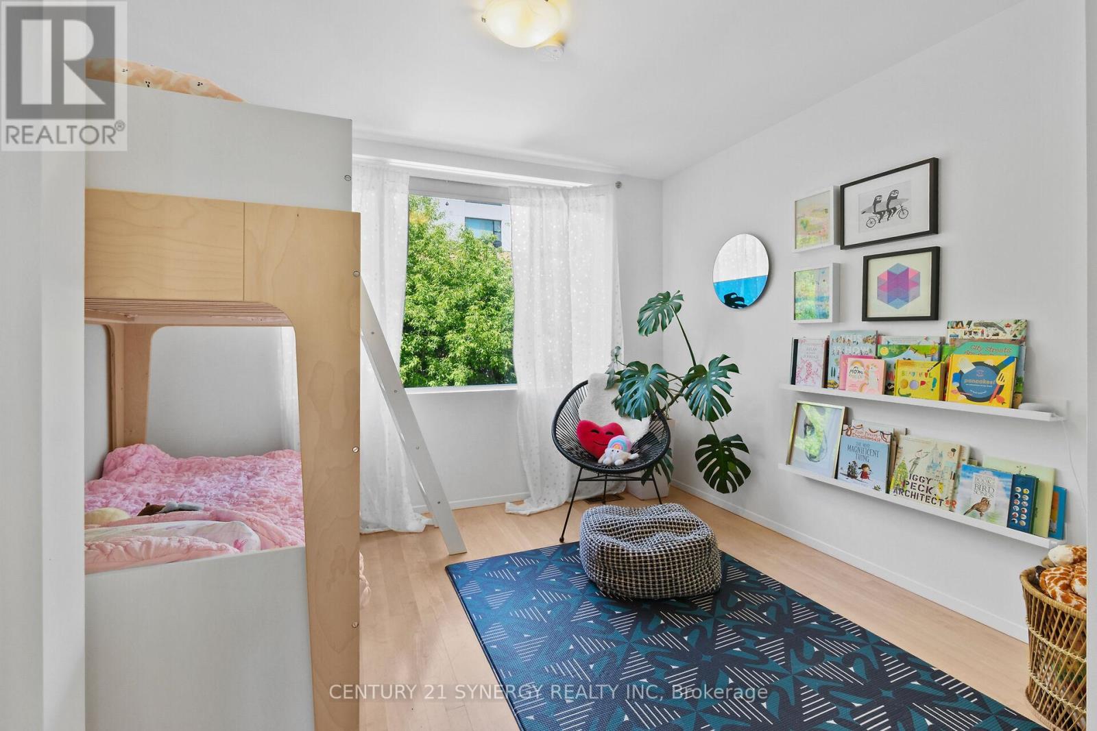 26 STONEHURST AVENUE - 30
