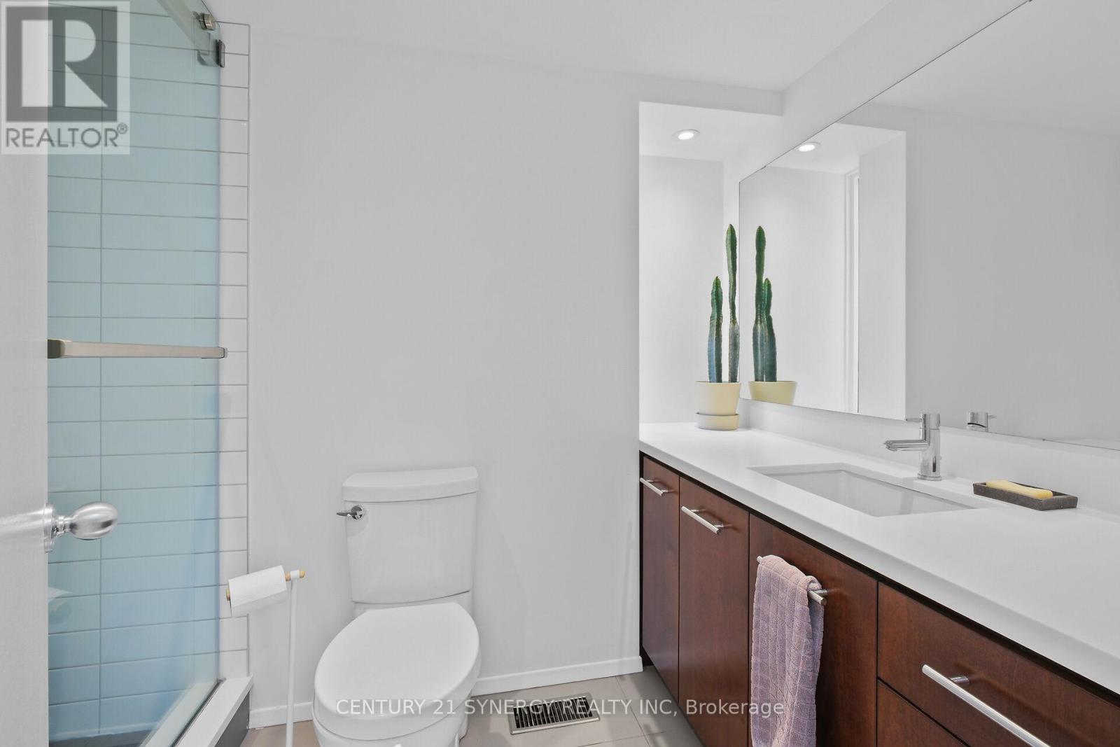 26 STONEHURST AVENUE - 32