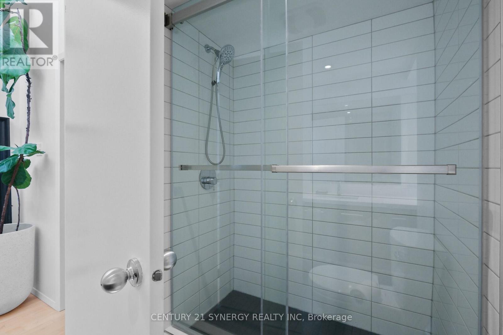 26 STONEHURST AVENUE - 33