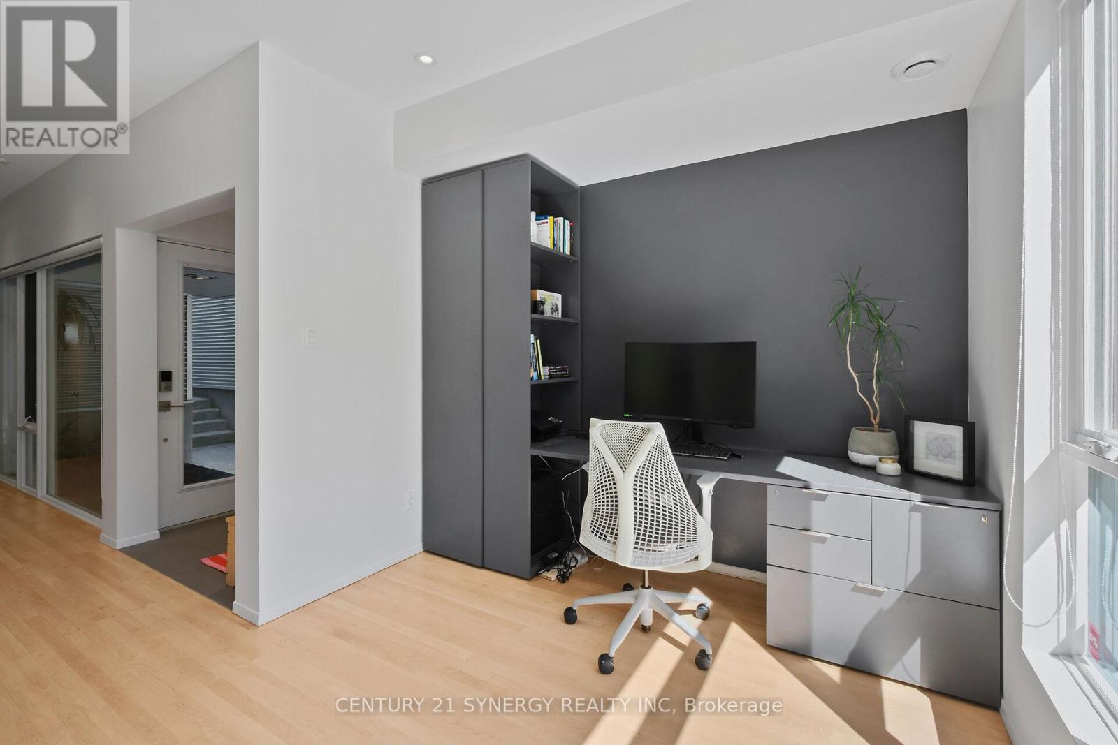 26 STONEHURST AVENUE - 8
