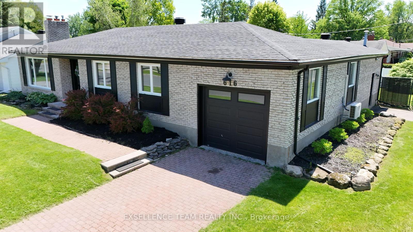 616 SURGENOR STREET W - Image 2