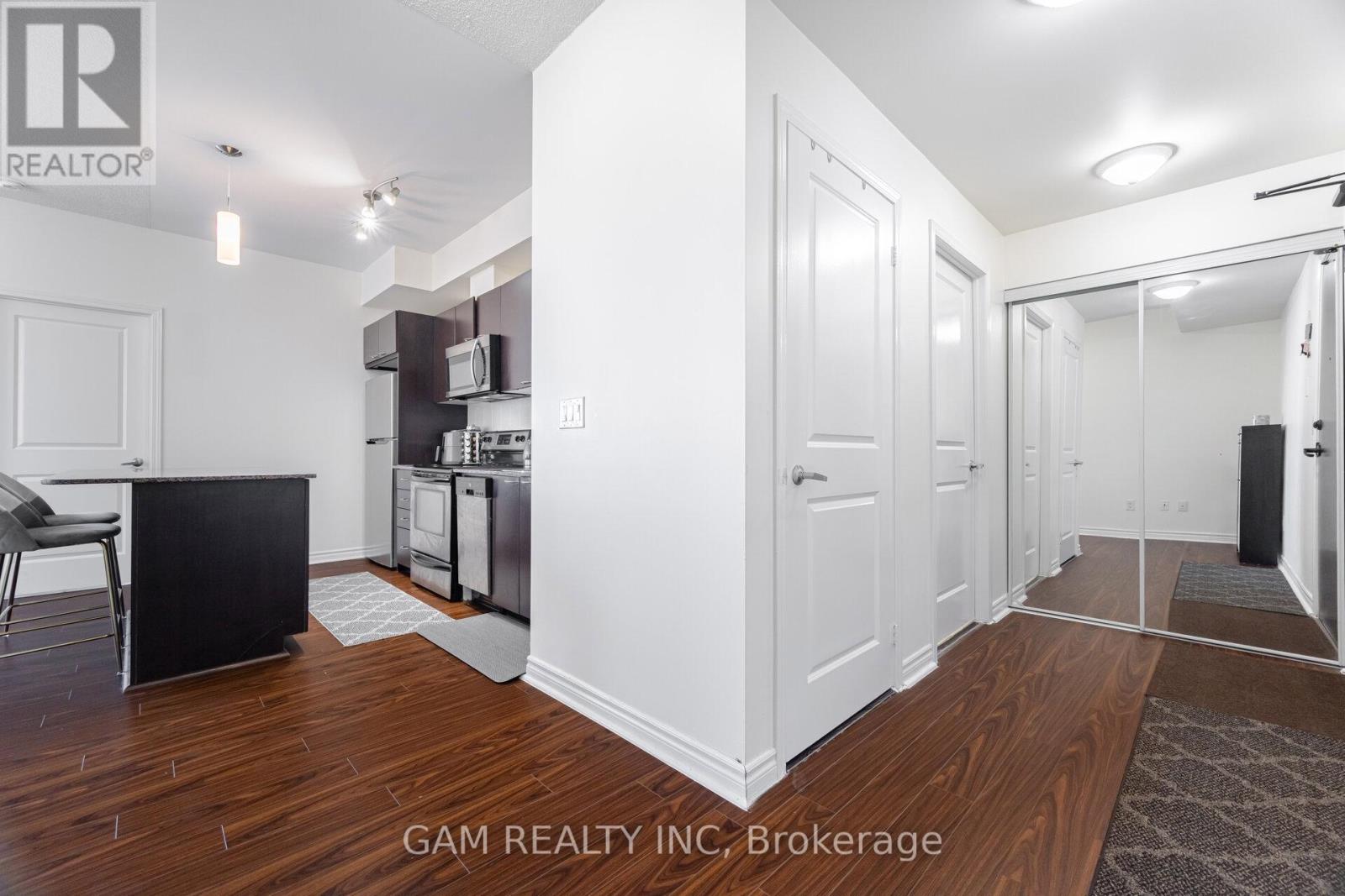 #1102 385 PRINCE OF WALES DRIVE - 6