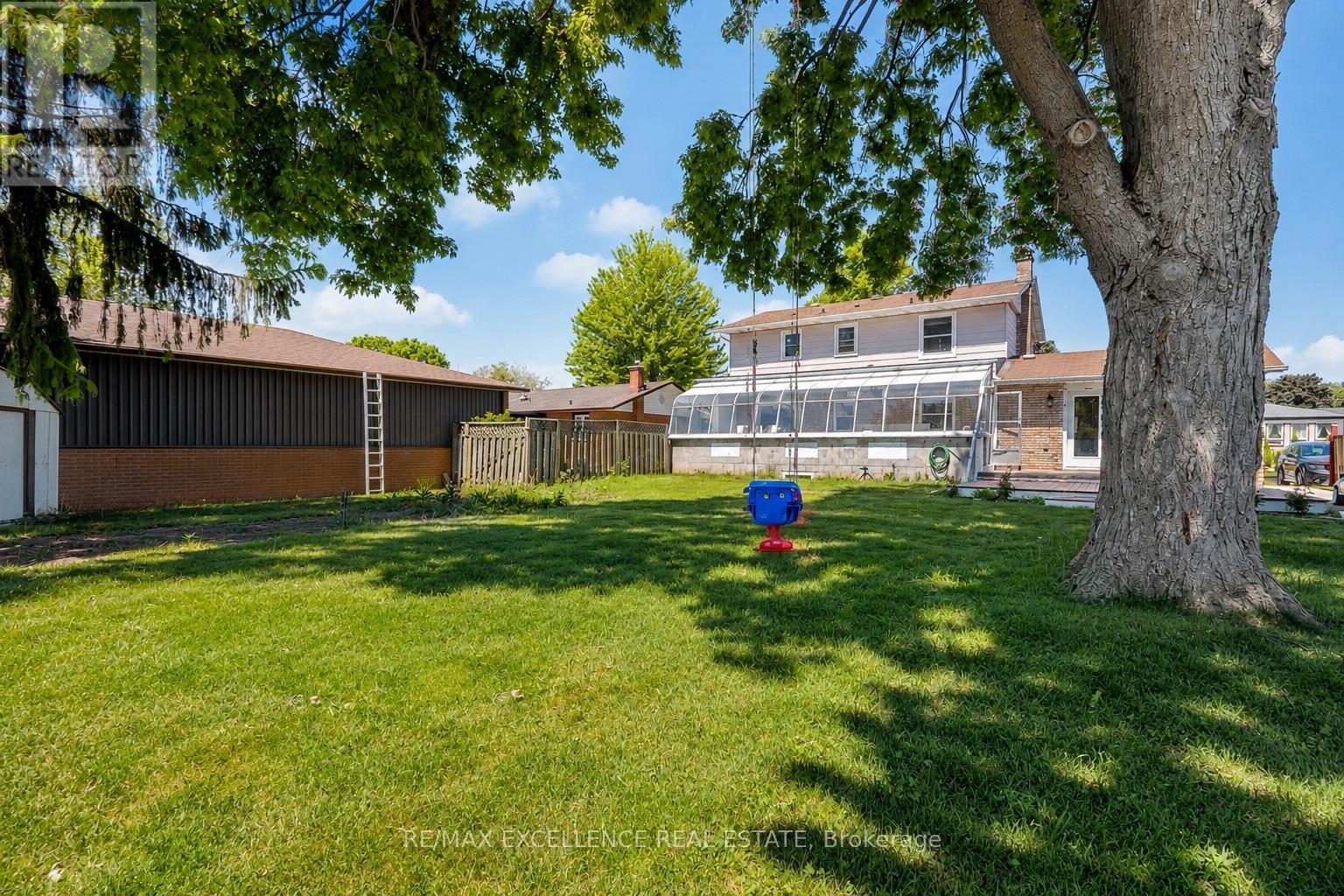 27 WADSWORTH DRIVE - 42