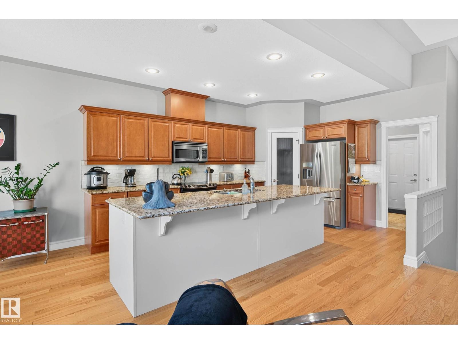 13 OAKCREST TC - 13