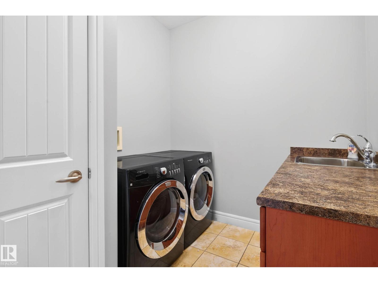 13 OAKCREST TC - 29