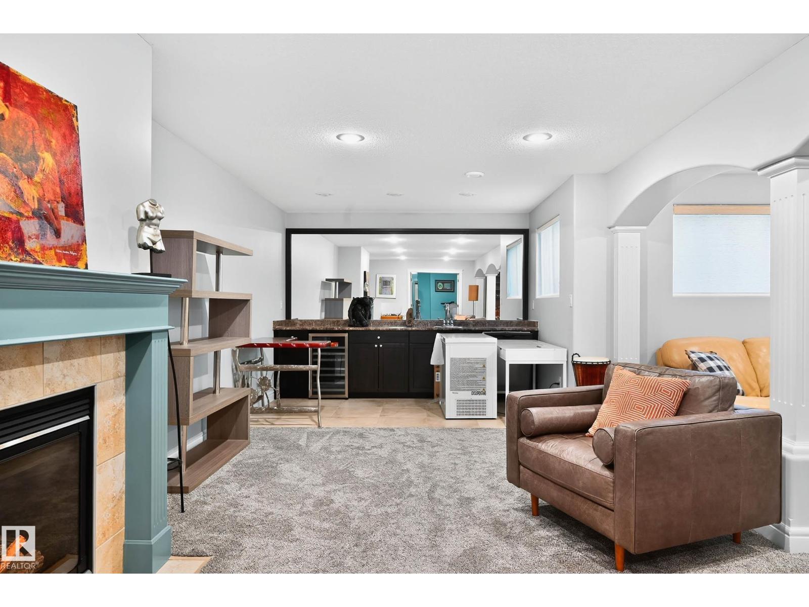 13 OAKCREST TC - 36