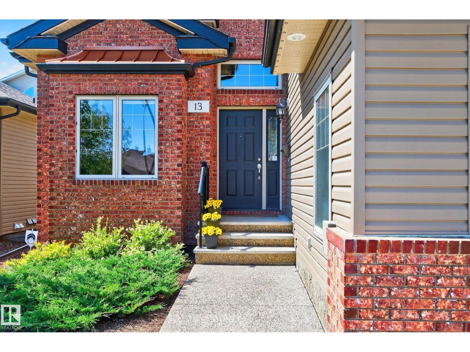 13 OAKCREST TC - 4