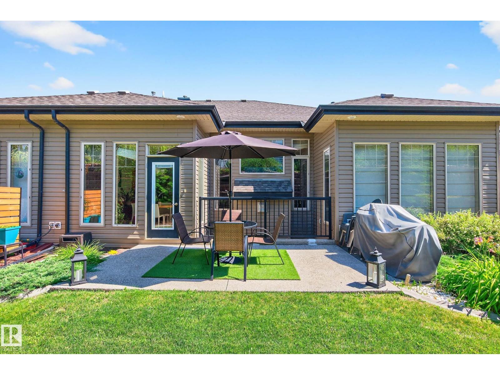 13 OAKCREST TC - 44