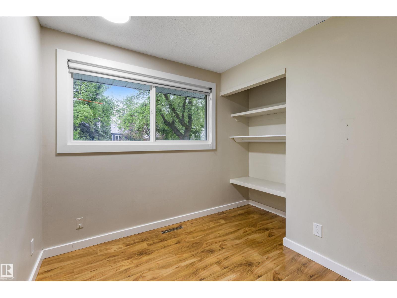 19 GREENWICH CR — photo 19