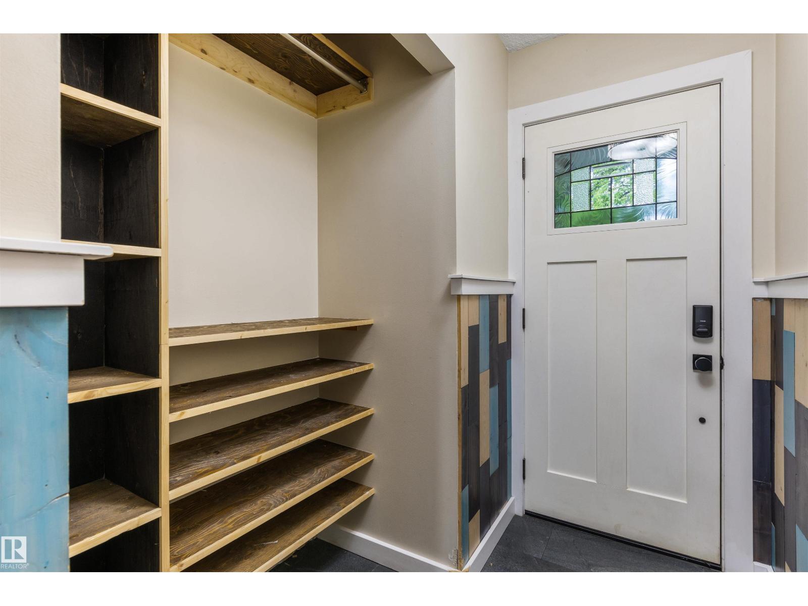 19 GREENWICH CR — photo 7