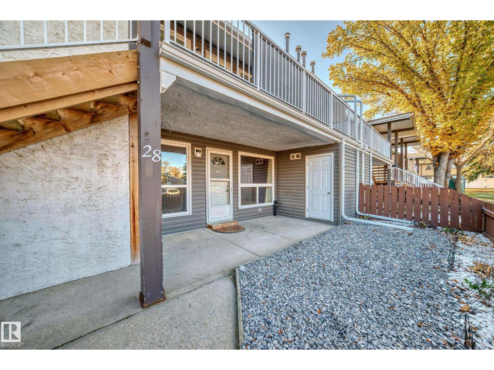 #28 3111 142 AV NW - 39