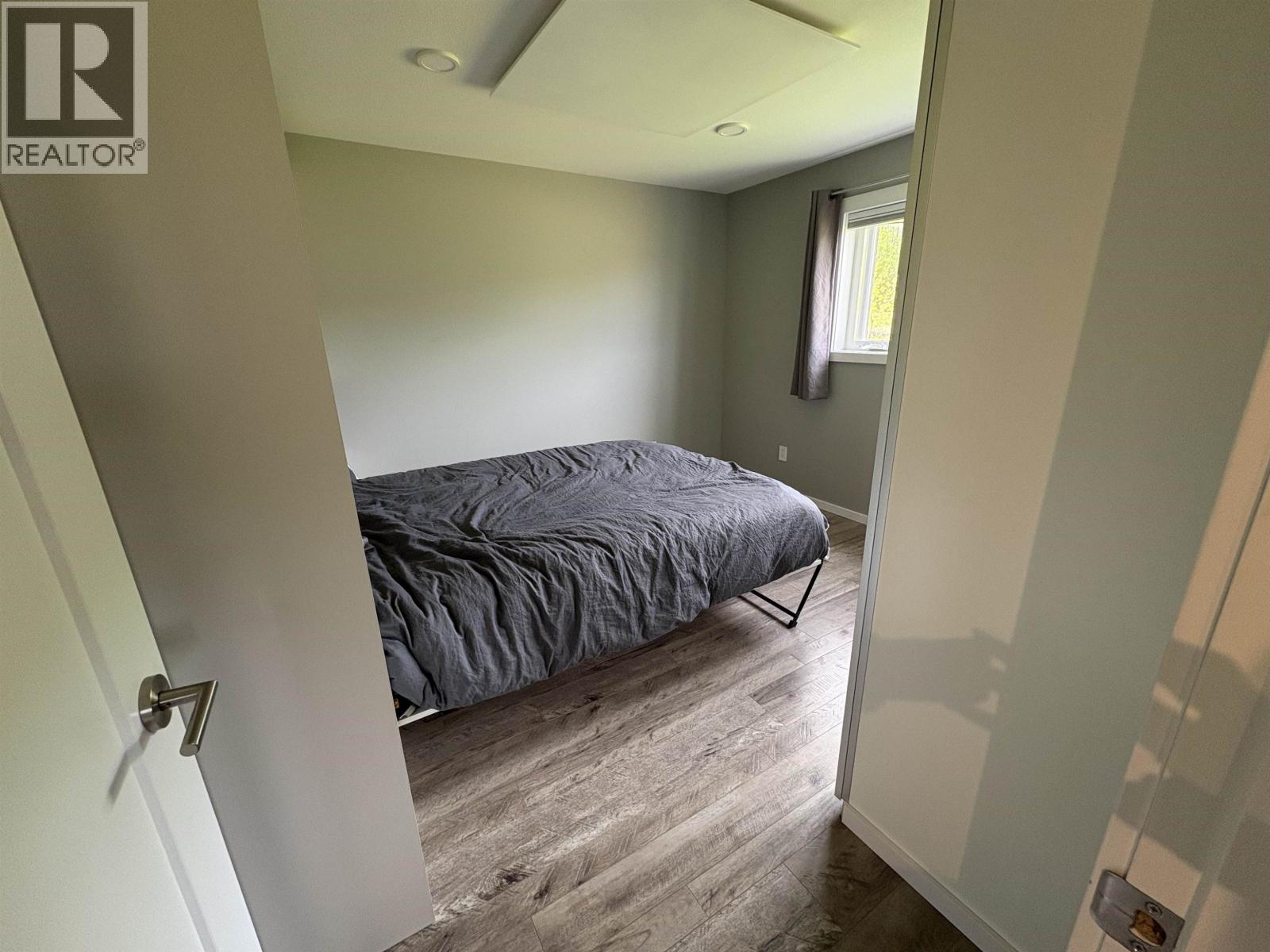 20154 BEATTIE DRIVE - 33