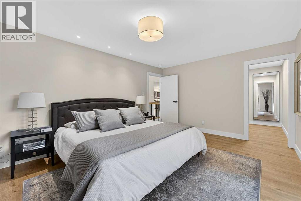 9007 33 Avenue NW - 28
