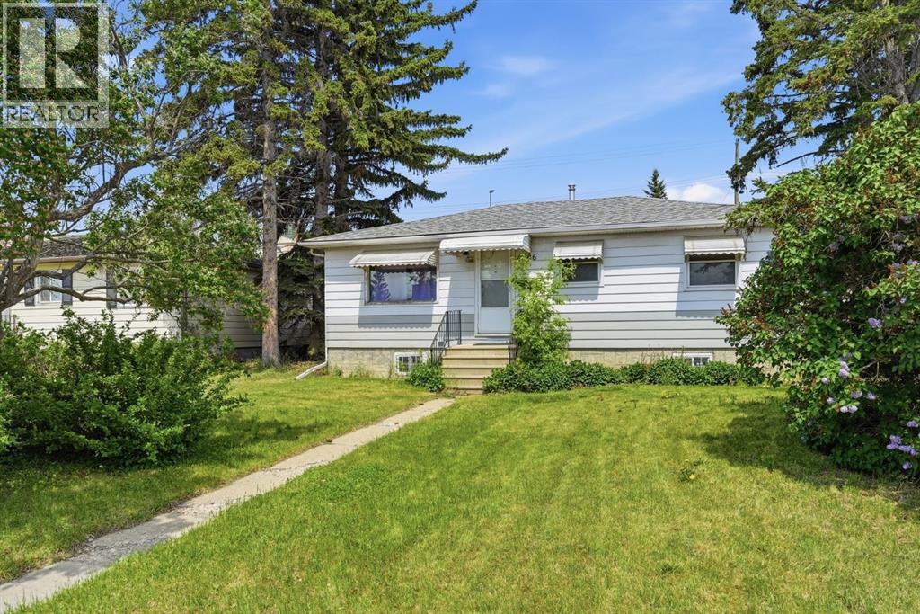 2806 9 Avenue SE - photo 2