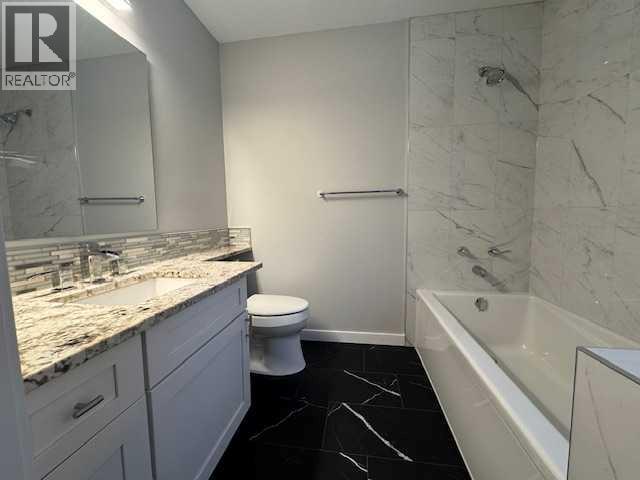 5226 18 Avenue - 11