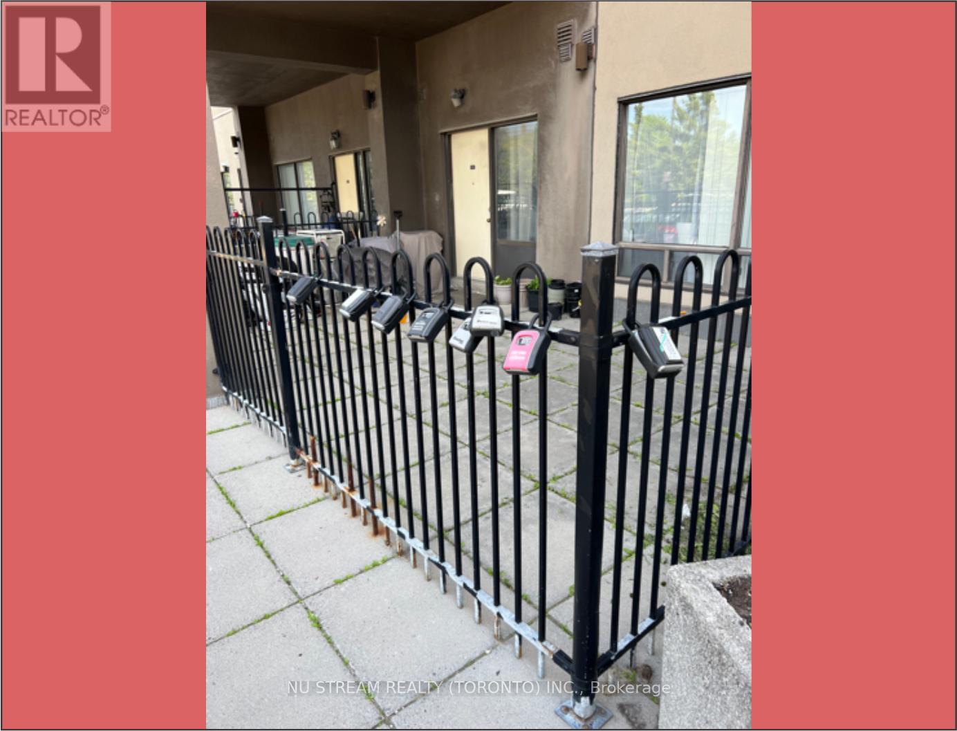 #16 5800 SHEPPARD AVENUE E - 33