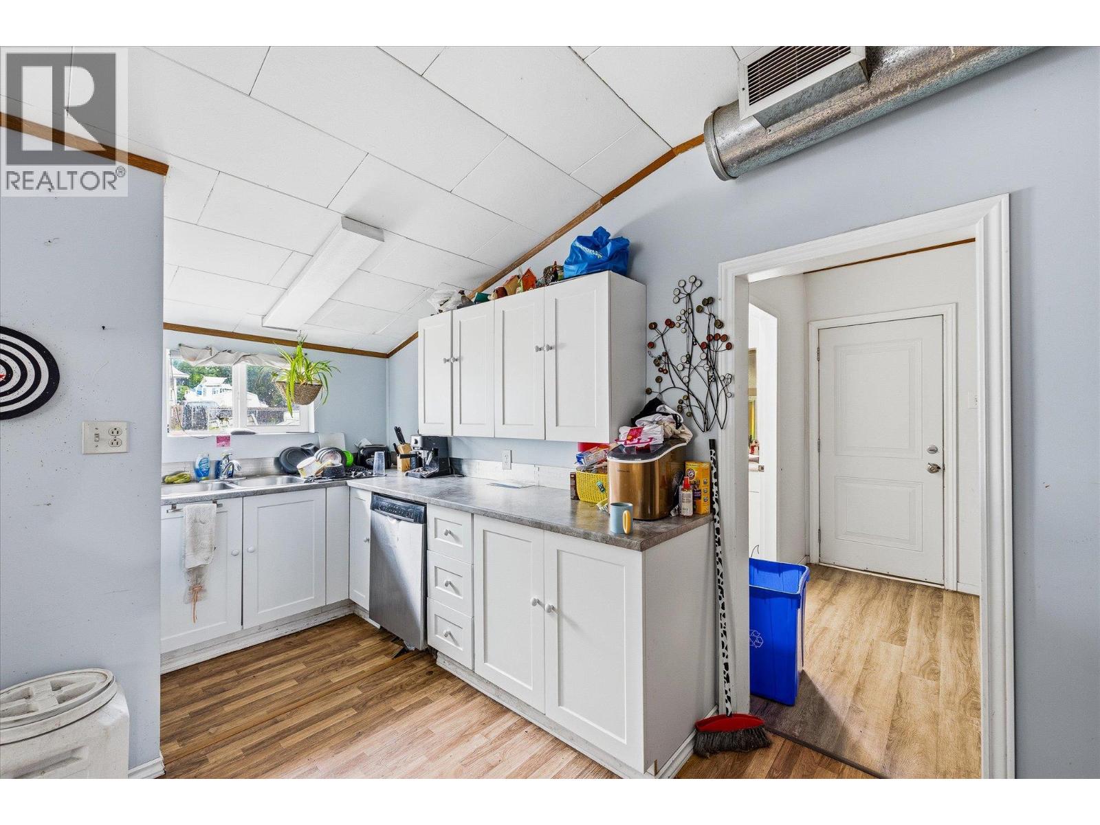 3576 Old Okanagan Highway - 11