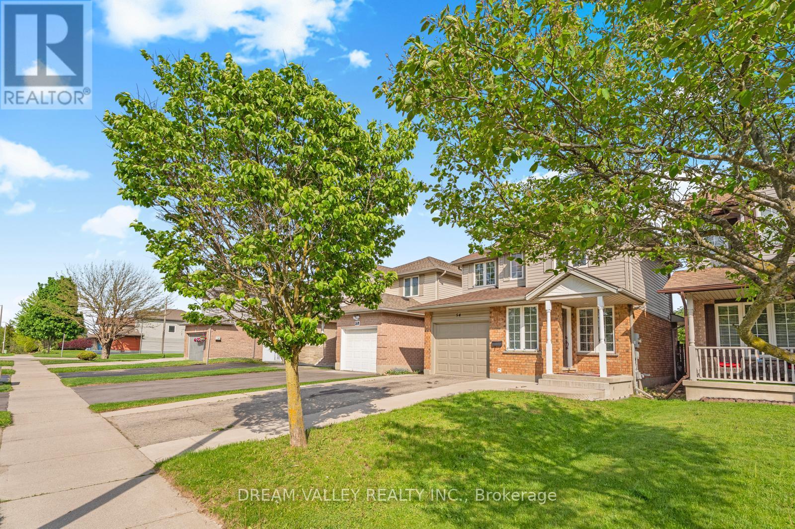 54 BAILEY AVENUE - 39