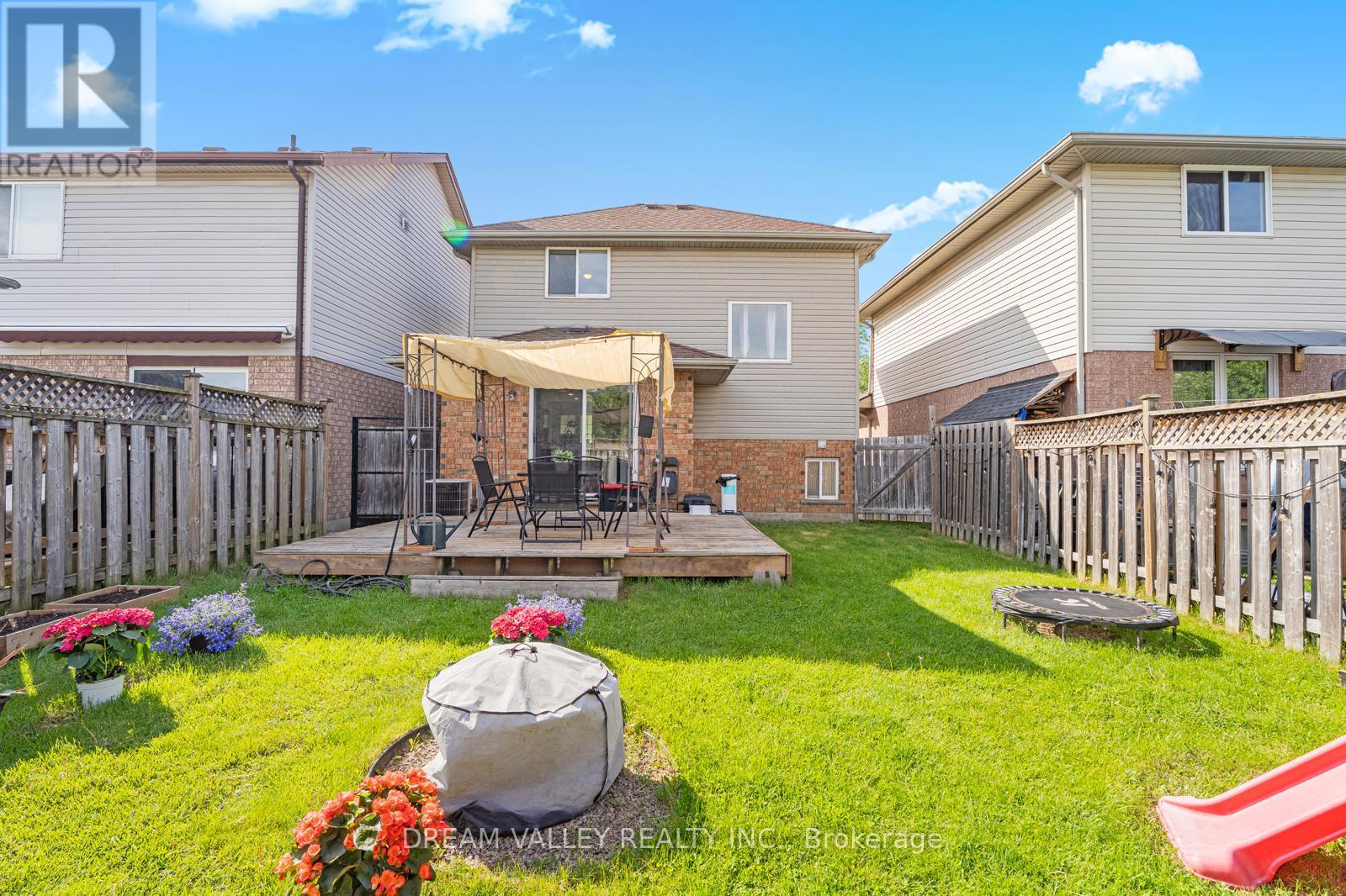 54 BAILEY AVENUE - 9