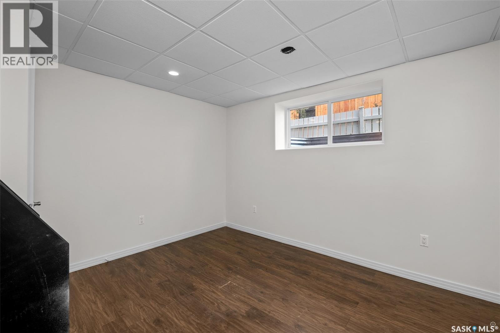 441 6th STREET E - 20