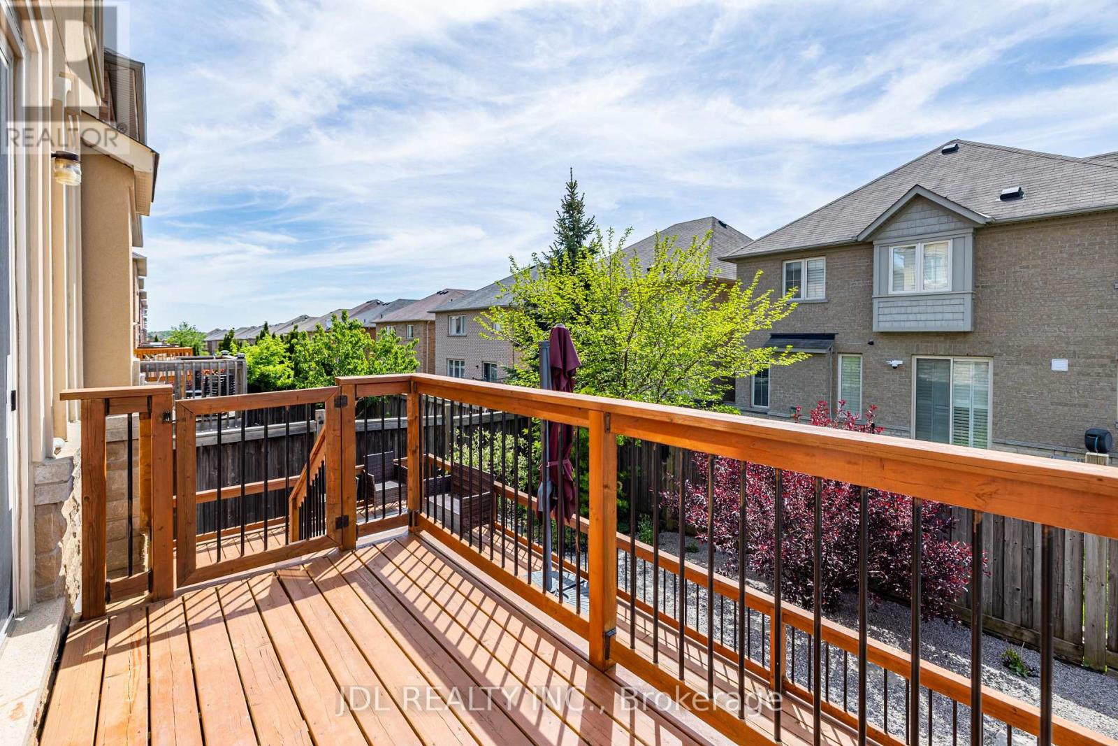 3 MANSARD DRIVE - 35